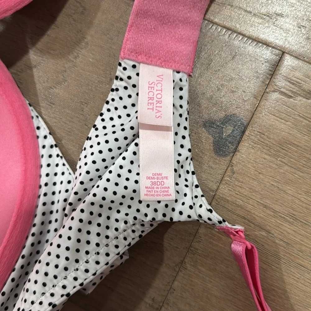 EUC Victoria’s Secret Pink Scottie Dog Design Push-Up Bra Size 38DD - Picture 5 of 5